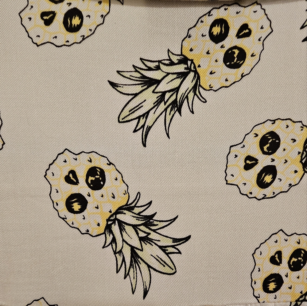 Torrid EUC White Skull and Pineapple Print Shirt - Picture 3 of 10